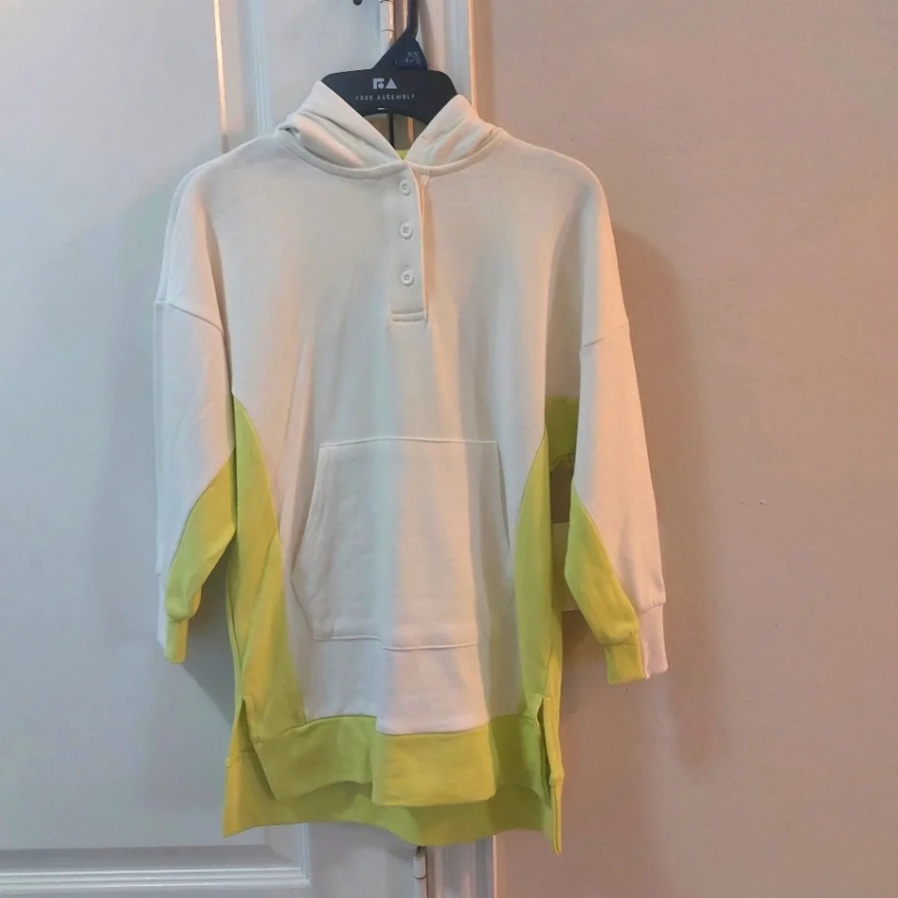 Free Assembly Girls Hoodie Dress Green and Cream Size XS 4/5 - Picture 1 of 10